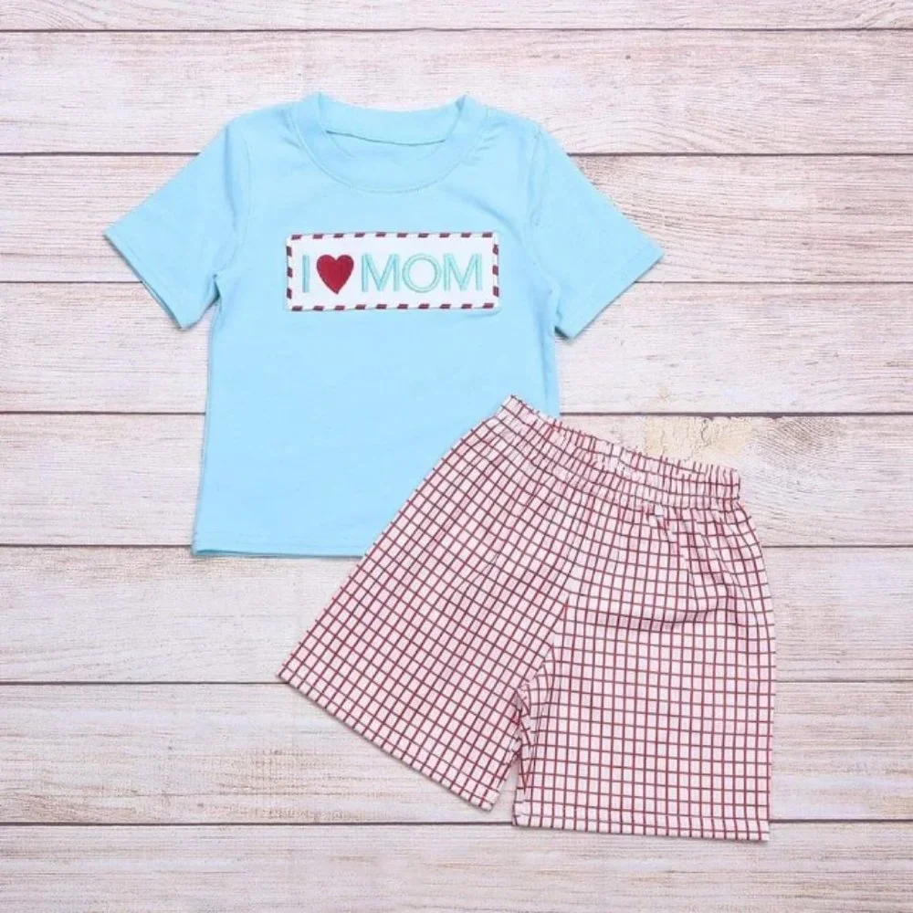 Boutique I Love Mom Mother's Day Short Sleeve Shorts Outfit Set
